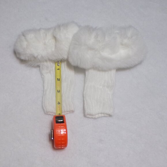 NEW Faux Fur White Boot Toppers Ribbed Knit - Picture 4 of 5
